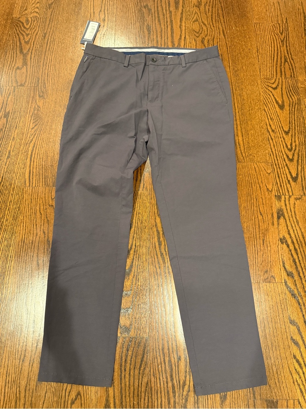 Like New Vineyard Vines On-The-Go Pant - Men's Size 36x32